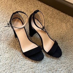 Strappy black heals